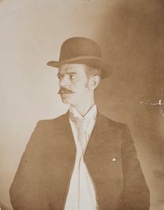 otoportre by Guillermo Kahlo